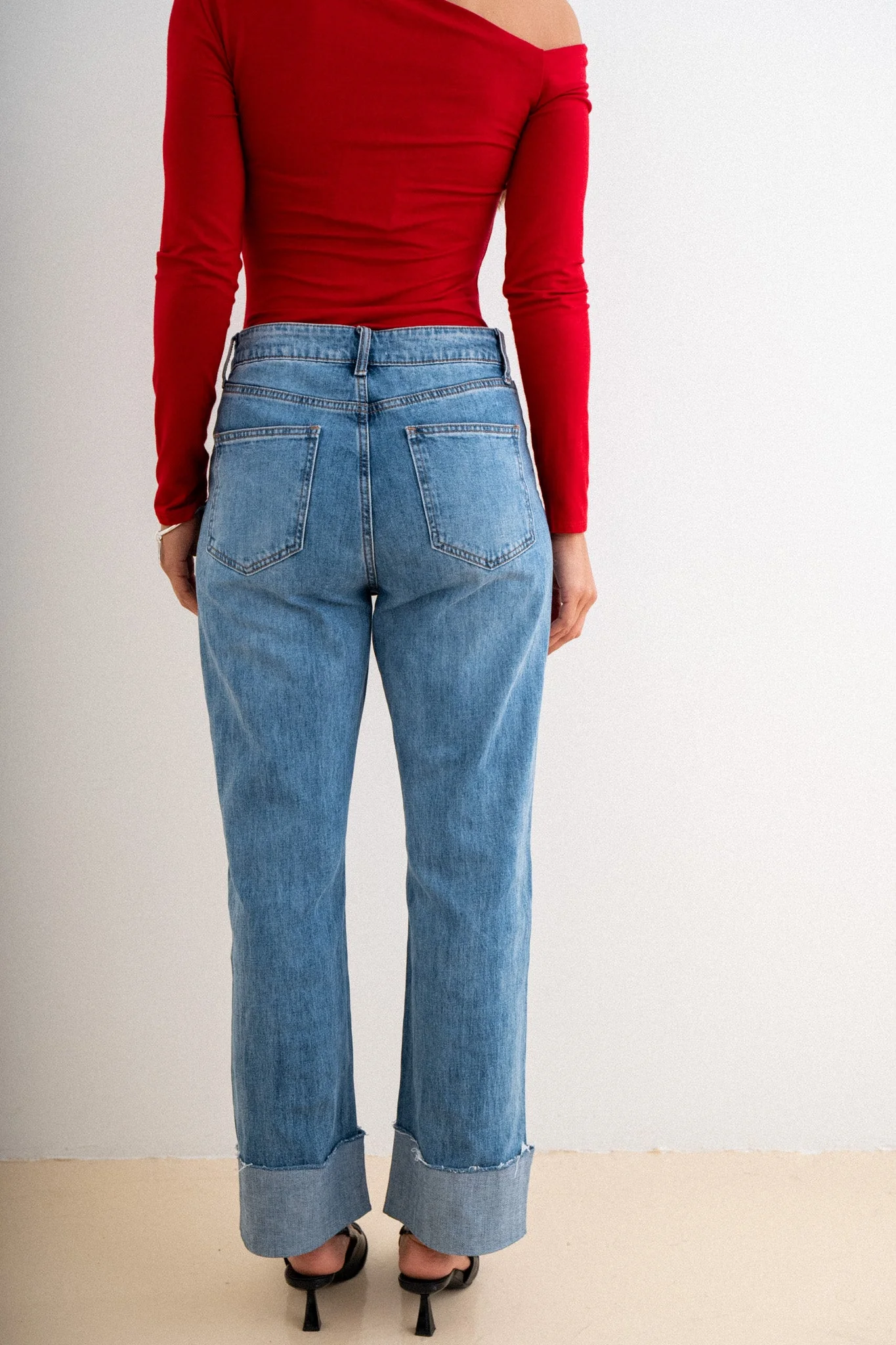 JEAN LOUIS - Image 4