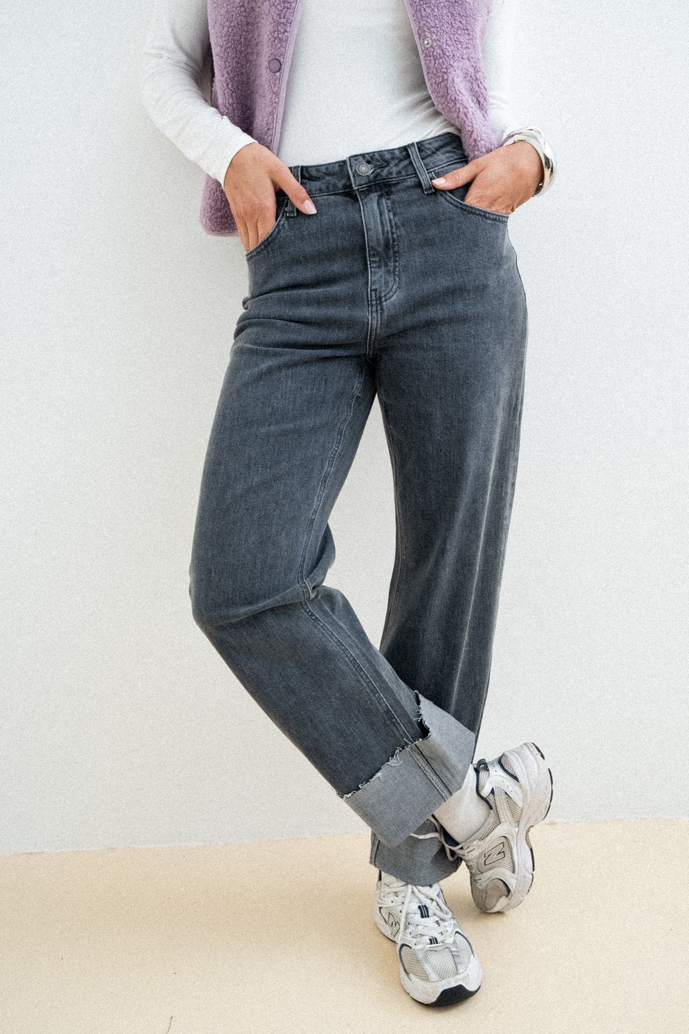 JEAN LOUIS - Image 3