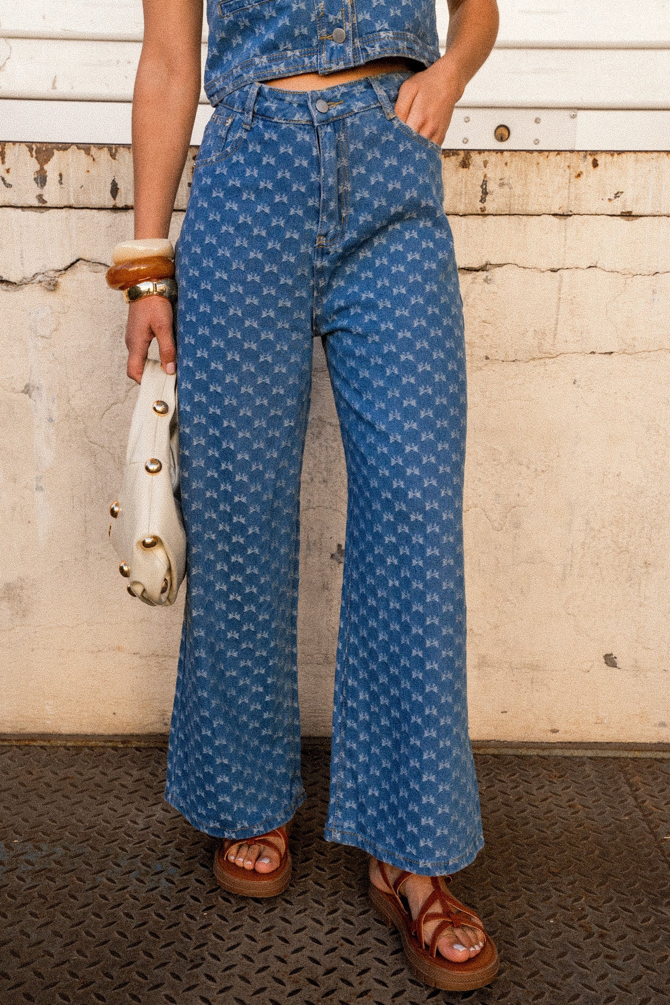 JEAN JULIA - Image 5