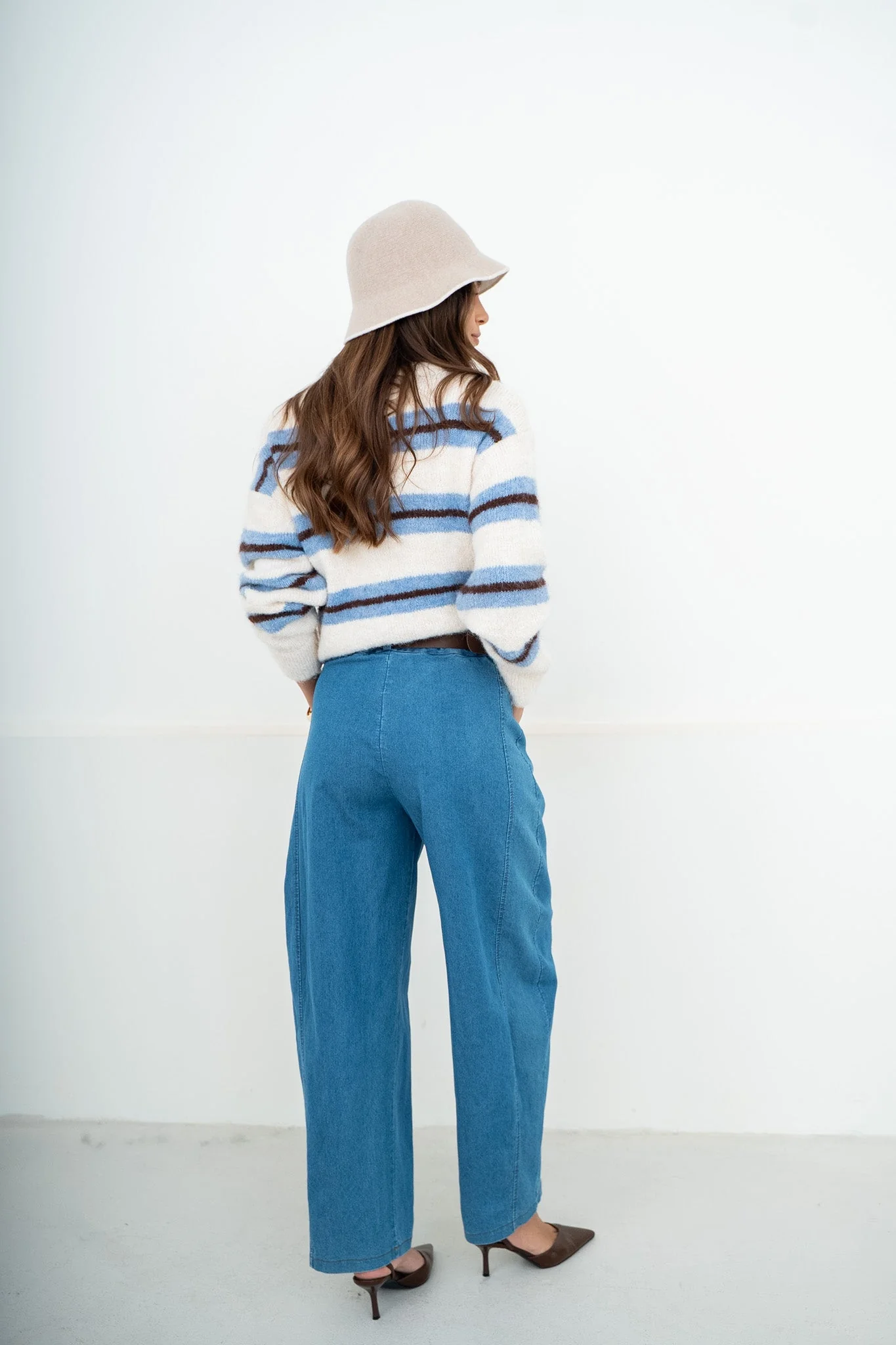 PANTALON BARREL LEON - Image 9