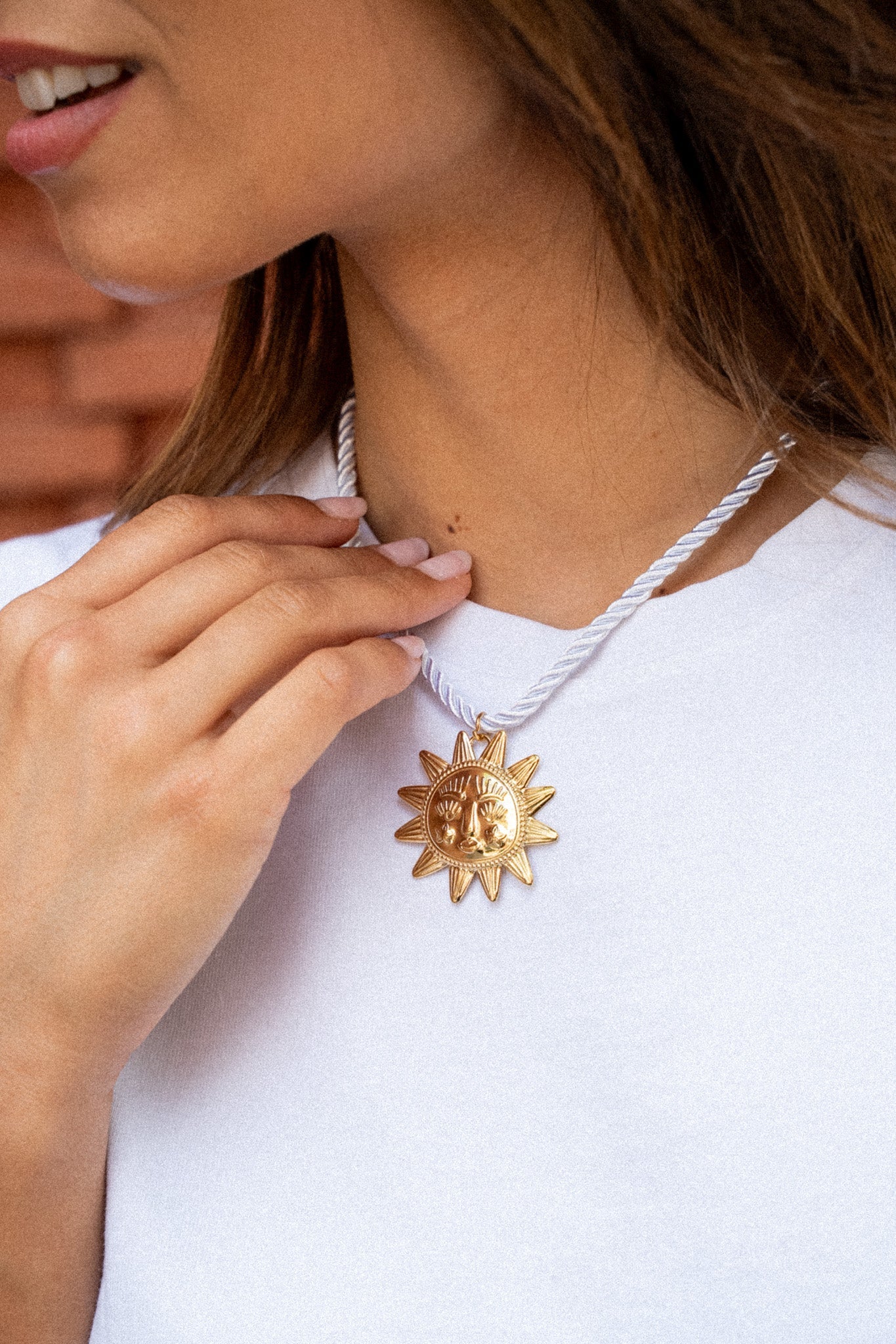 COLLIER ESTHER - Image 3