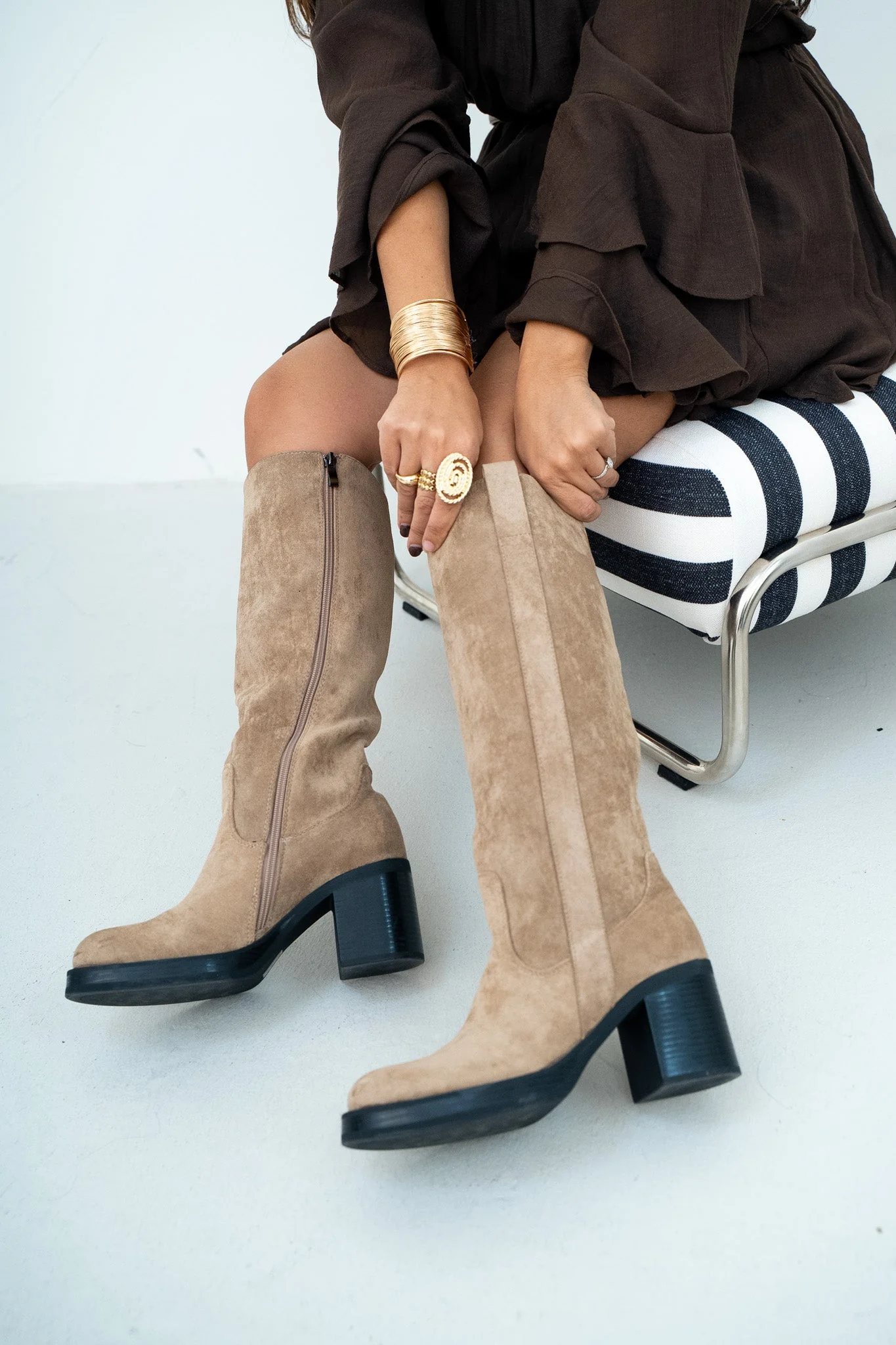 BOTTES AMANDA - Image 2
