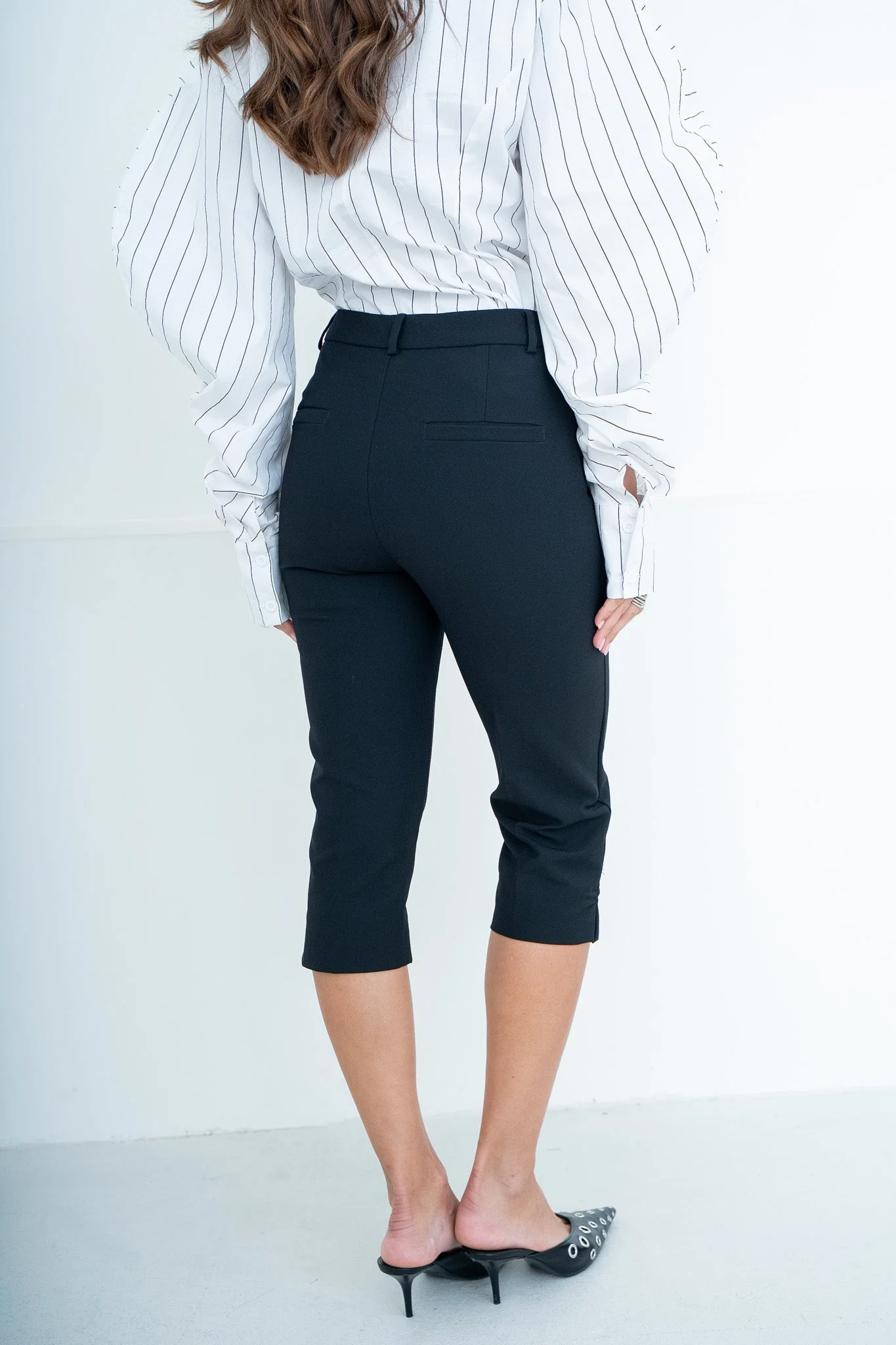 PANTALON CAPRI LEA - Image 7