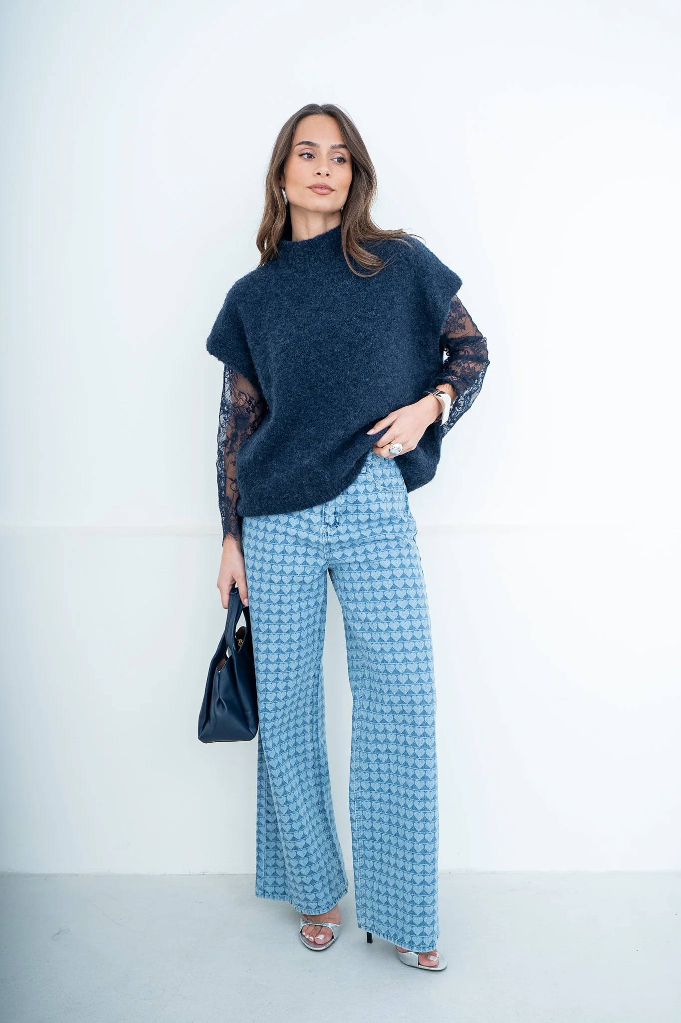 JEAN PAOLA - Image 2
