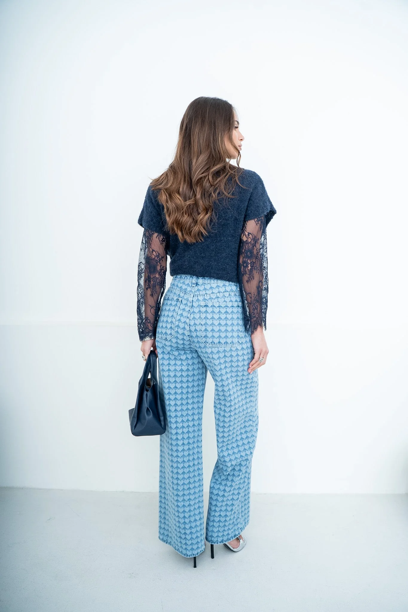 JEAN PAOLA - Image 6
